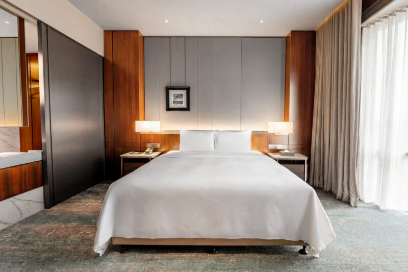 Dlx or WAU King Room